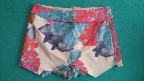 Kvetovane kratasky, m