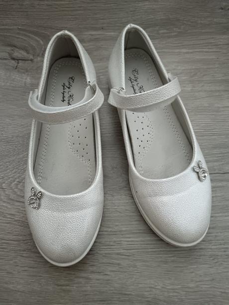 Topánky pre slečnu, 34