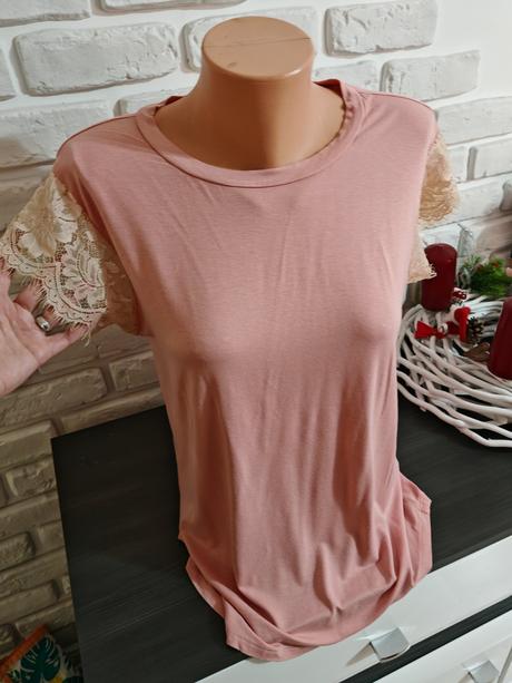 Pudrovo ružové tričko m,l sadne, gate