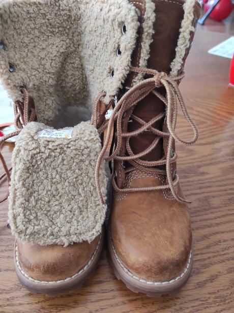 Vysoké teplé topánky kožené, timberland,28