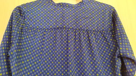 Modrá lesklá blúzka veľ. 42, tchibo,42