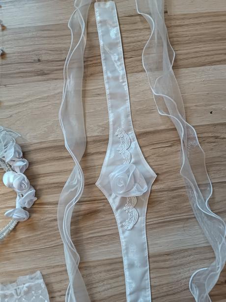 Šaty na 1. sväté prijímanie, s