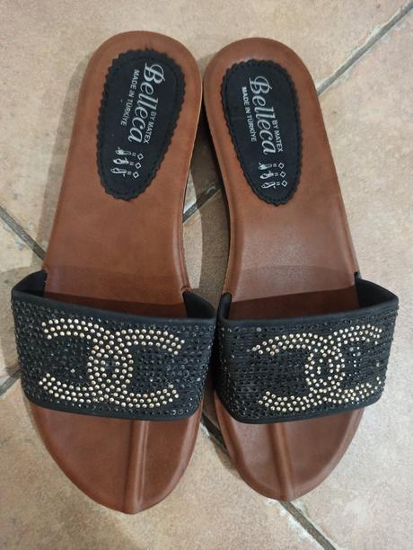 Dámske šľapky, 38