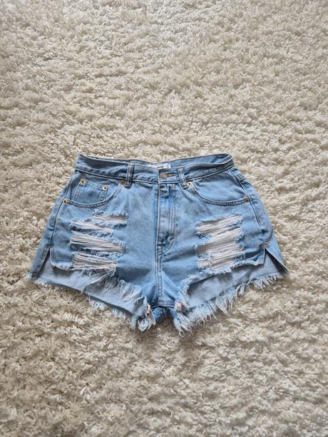 Kraťasky, pull&bear,36