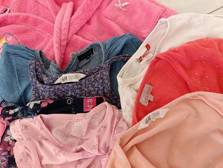 Balík dievčenského oblečenia 116, 104–116