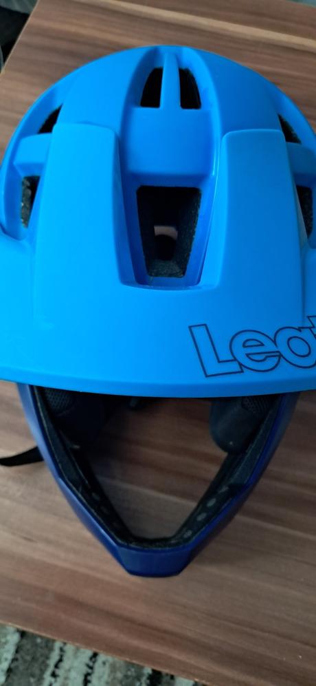 Prilba leatt enduro, 