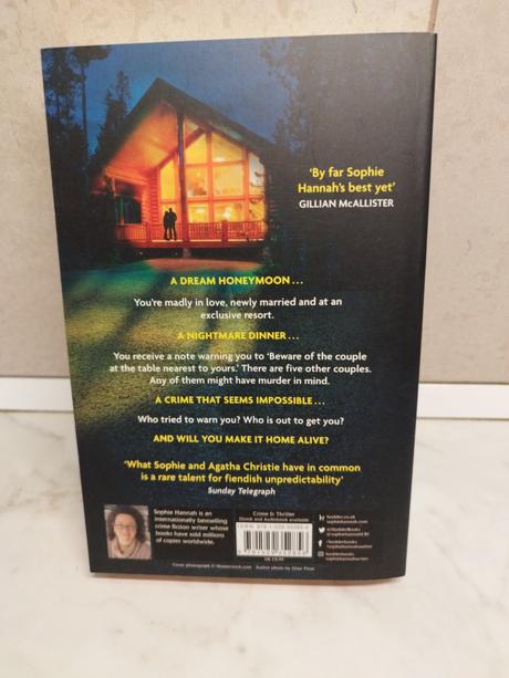 Sophie hannah - the couple at the table,