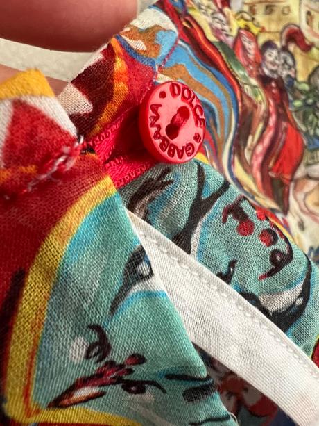 Dolce&gabbana vel.4, 104