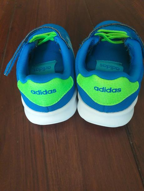 Ľahké tenisky, adidas,25