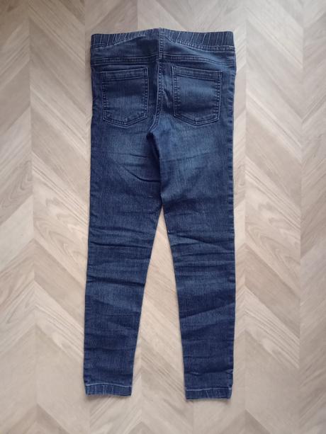 Dzeginy, pepperts,146