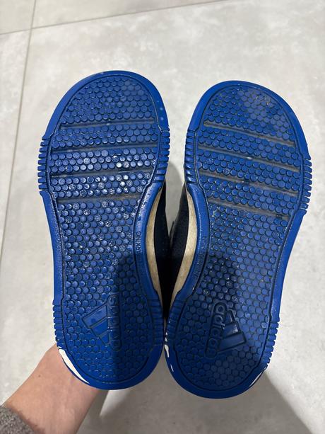 Adidas tenisky, adidas,32