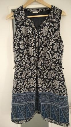 Tmavomodré šaty, george,40