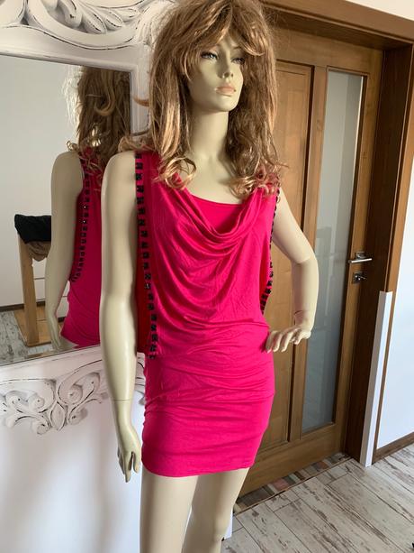 Krasne cyklamenove saty, s