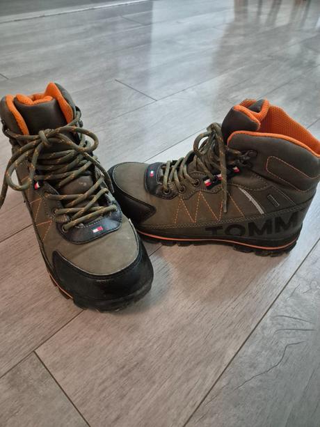 Zimne topanky, tommy hilfiger,36