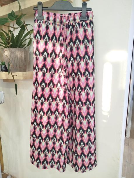 Zvonove nohavice, sinsay,140