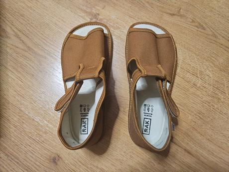 Nové papučky rak, rak,30