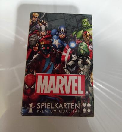 Marvel universe hracie karty winning moves,
