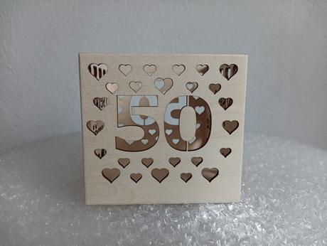 Narodeniny / drevený narodeninový svietnik, 