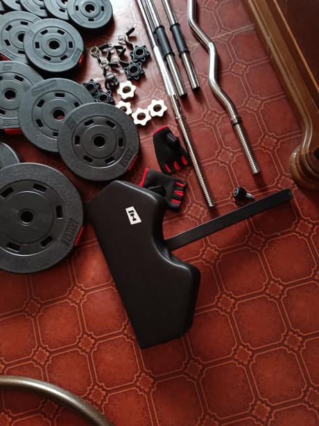 Multifunkčná lavička + kladka + závažia,