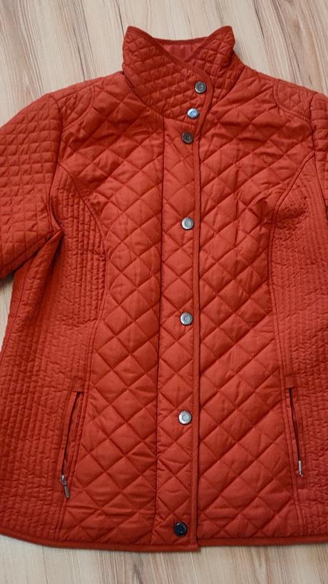 Krásna prechodná bunda, 44
