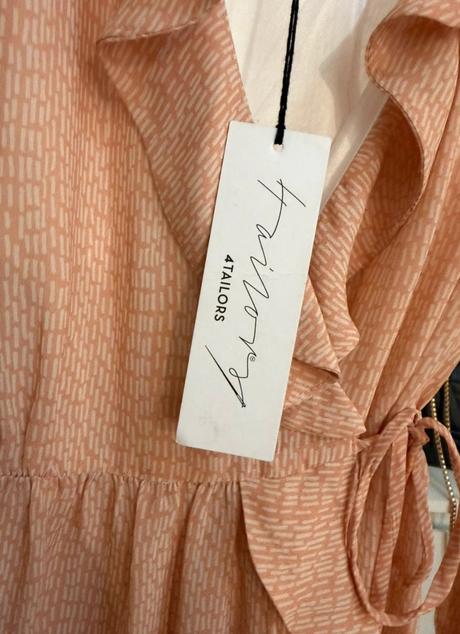 Romantické šaty 4tailors - broskyňovo ružové, 36 / s