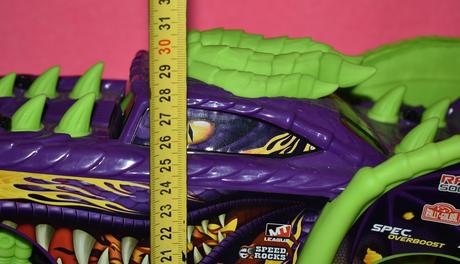 Veľký hot wheels monster truck,