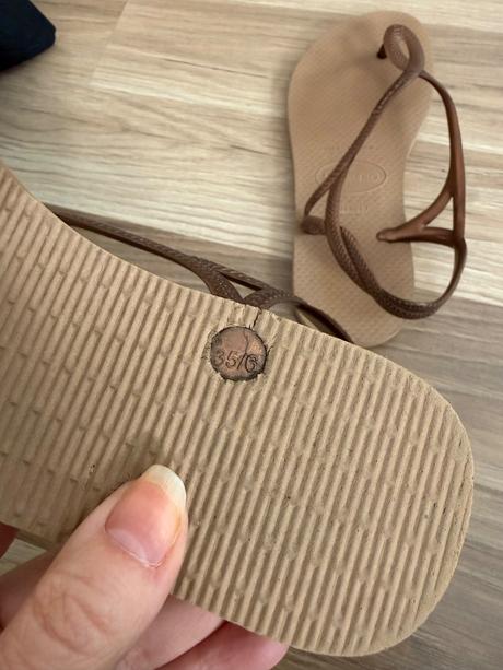 Bf hranicna alternativa - havaianas, 35