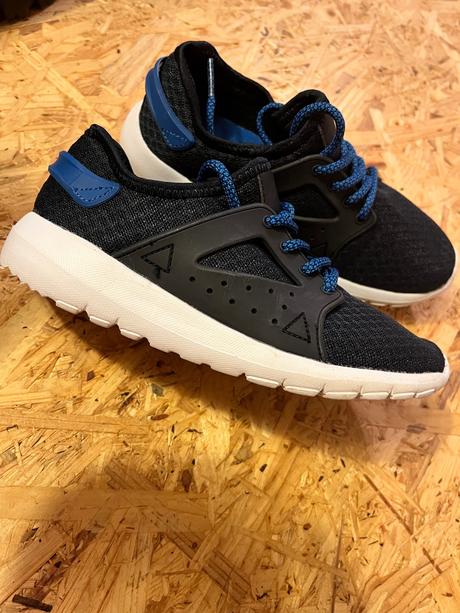 Ľahučké tenisky, f&f,32