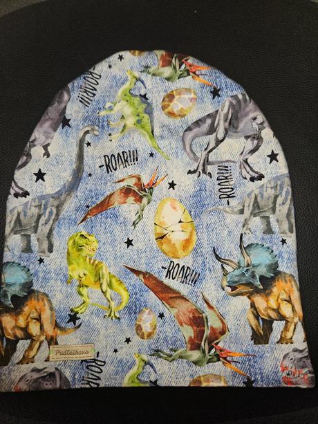 Čiapka s dinosaurami na cca 4 - 5r, 116