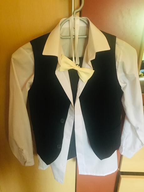 Chlapčenský oblek, 146