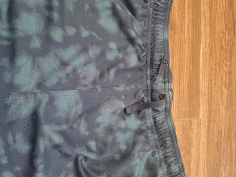 Športové šortky č.170, h&m,170