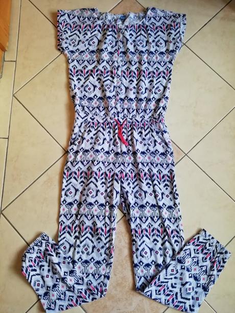 Overal, v. 158 /164, 158