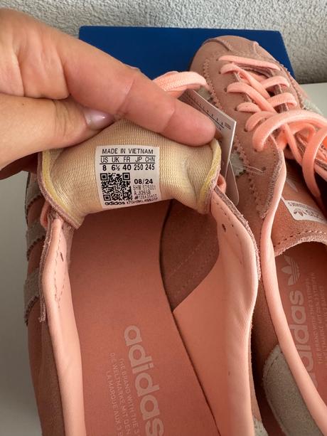 Adidas tenisky, adidas,40
