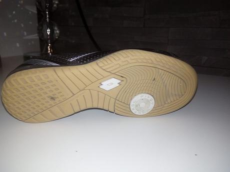 Halová obuv + chraniče, lotto,27