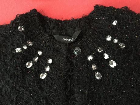 Slávnostný svetrík, 122