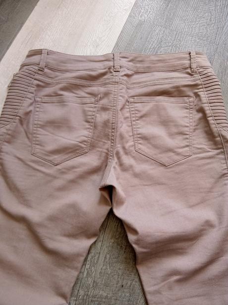 Nohavice, orsay,42