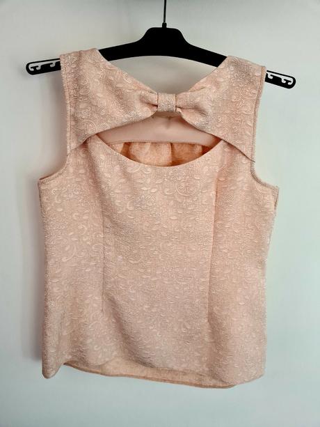 Top s mašľou vzadu, dorothy perkins,l