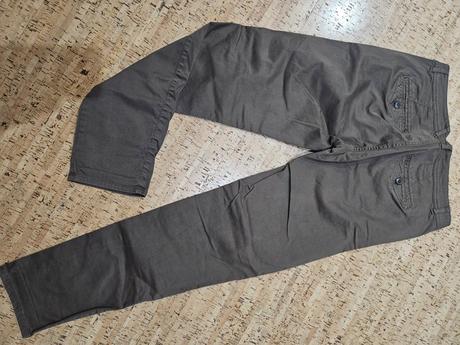 Elelgantne nohavice, bershka,s