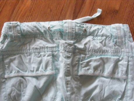 Bledomodré nohavice, 128