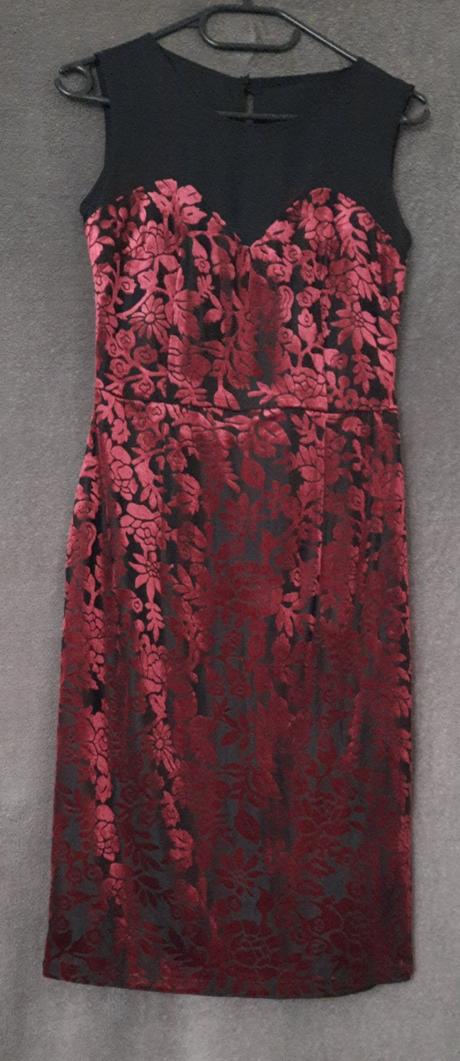 Spoločenské šaty, 36