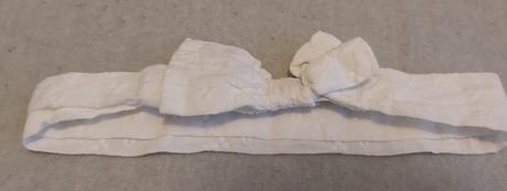 Madeirové šaty s čipkou a s čelenkou 86, f&f,86