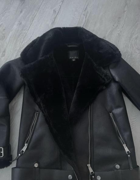 Huňatá bundička, amisu,36 / s