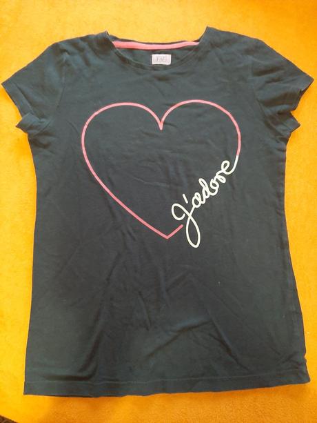 Predám tričko, f&f,xs