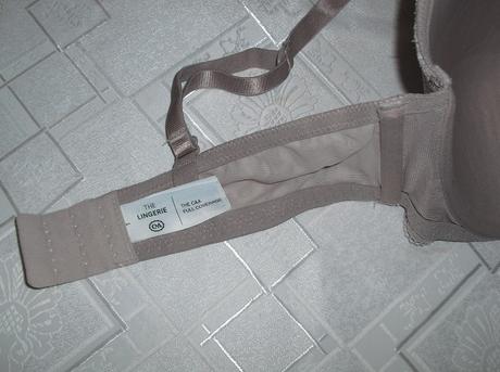 Velka elegantna podprsenka, c&a,85d