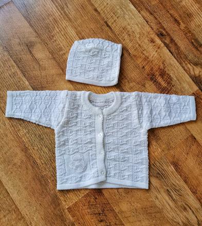 Komplet svetrik a čiapka, 62