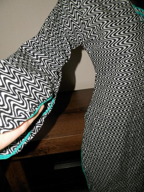 Tyrkysová tunika, 38