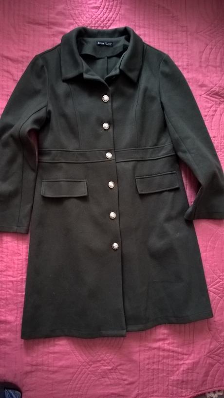 Prechodný kabát, 44