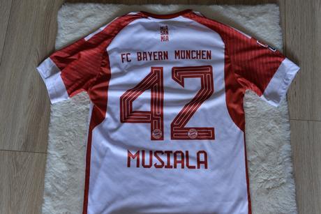 Futbalový dres musiala fc bayern mníchov, adidas,158