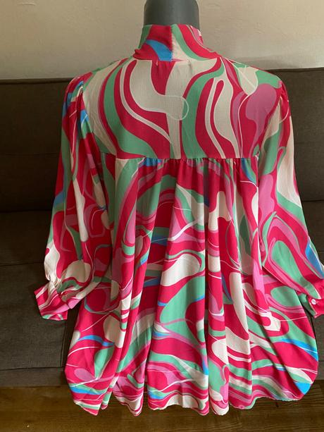 Blúzka vzadu predozena, xxl