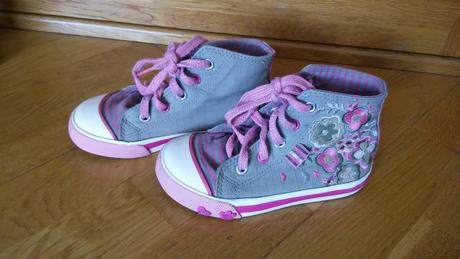 Plátenky uk 10, next,28